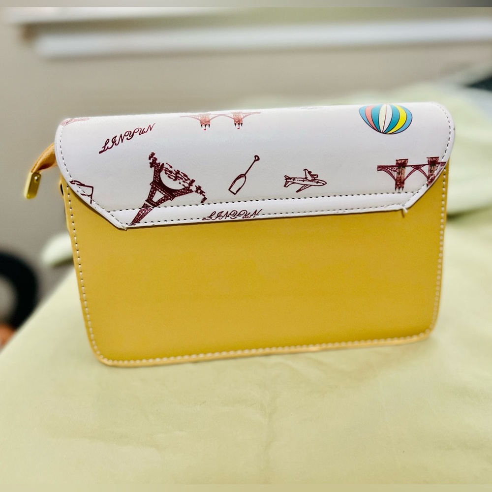 Bags - Picture 4 of 5